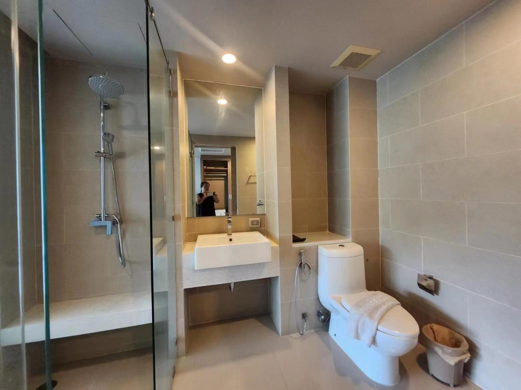 Veloche Karon Apartment Ban Karon Exterior photo